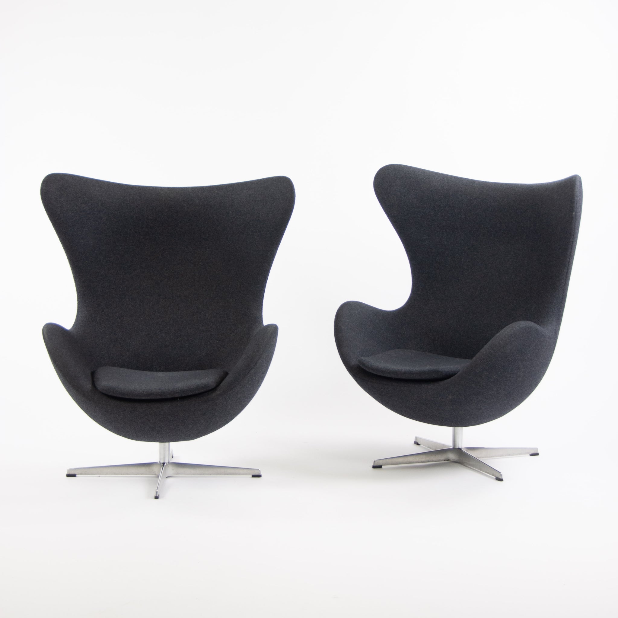 SOLD Egg Chair by Arne Jacobsen for Fritz Hansen Original Fabric Denmark Gray, 2013, 2 Available