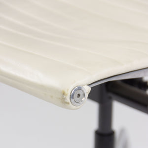 SOLD Herman Miller Eames 2012 Aluminum Group Management Desk Chair 6x Available White