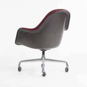 1985 Eames Herman Miller EC175 Upholstered Fiberglass Shell Chair Museum Quality