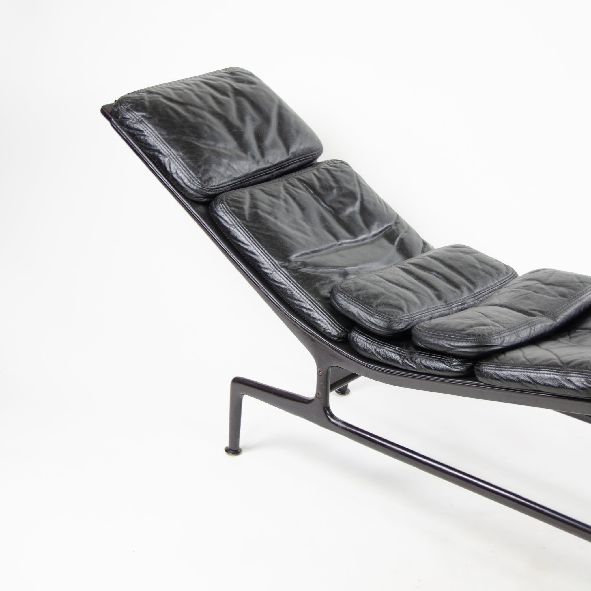 Billy wilder chair clearance