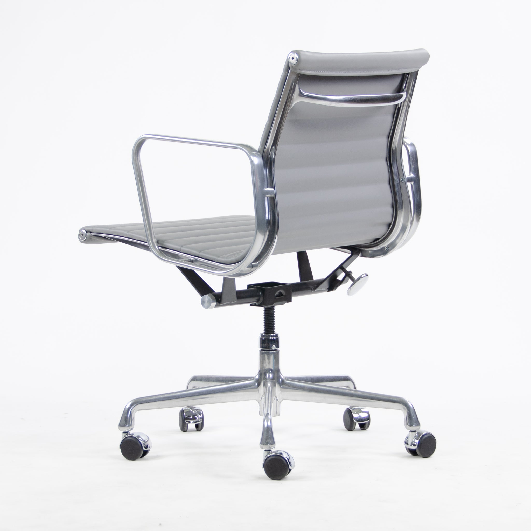 SOLD 2010s Herman Miller Eames Low Back Aluminum Group Executive Chair in Gray Leather