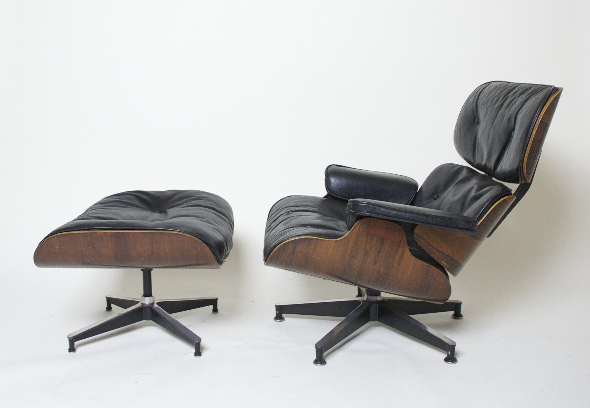 SOLD Early 1960's Herman Miller Eames Lounge Chair & Ottoman Rosewood 670 671