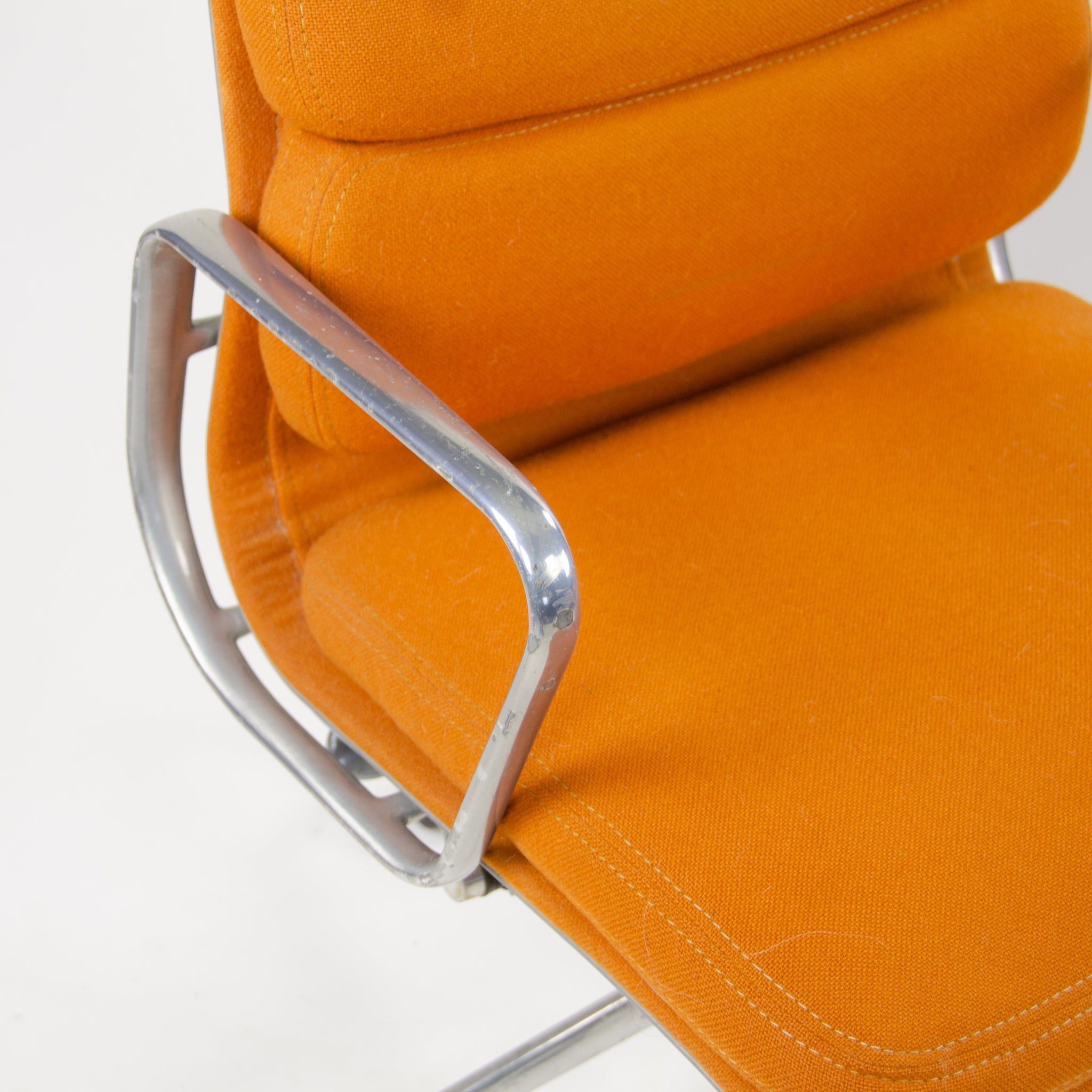 SOLD 1980 Eames Herman Miller Soft Pad Aluminum Group Desk Chair Orange Hopsack 4x