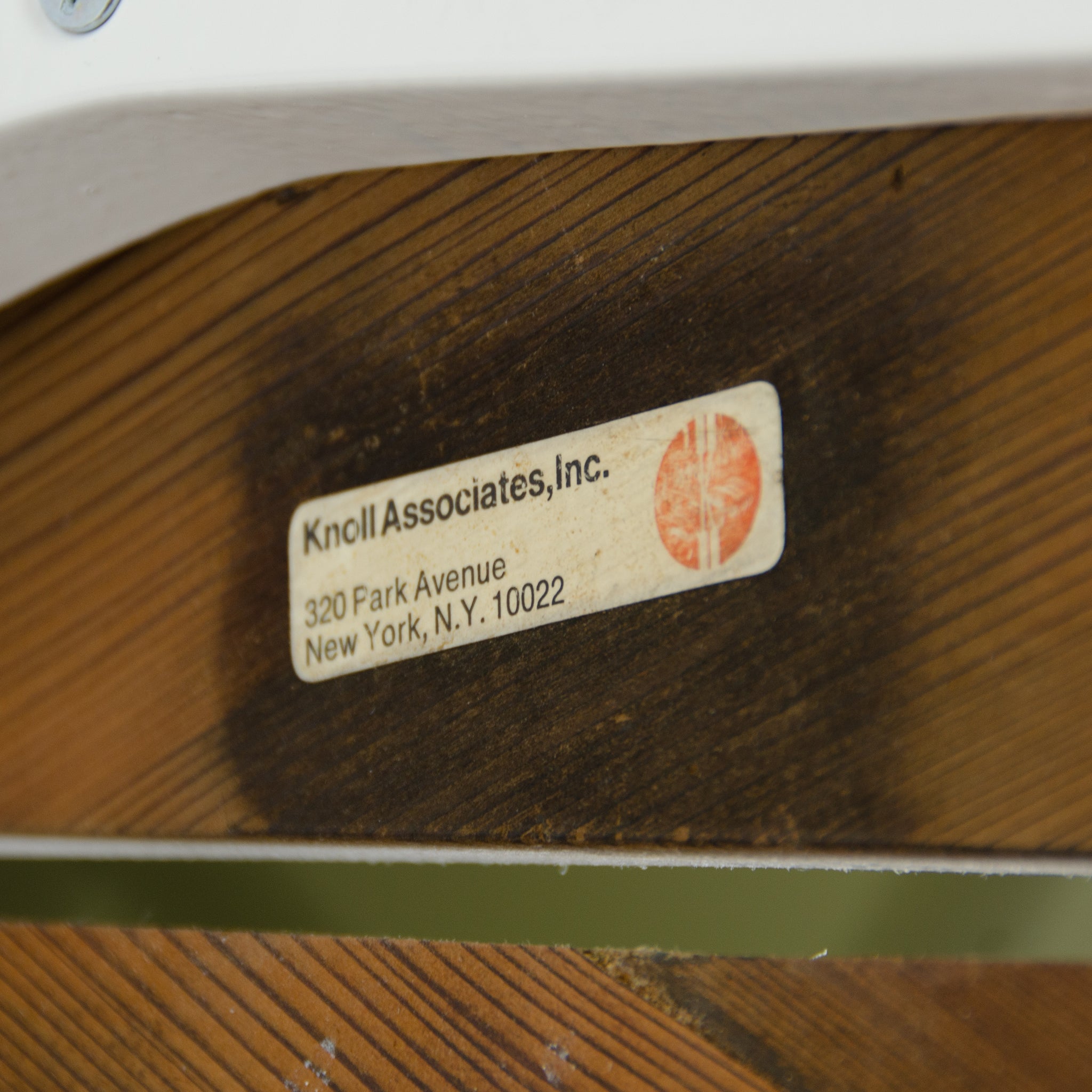 1960s Petal Dining Table by Richard Schultz For Knoll International Vintage Redwood