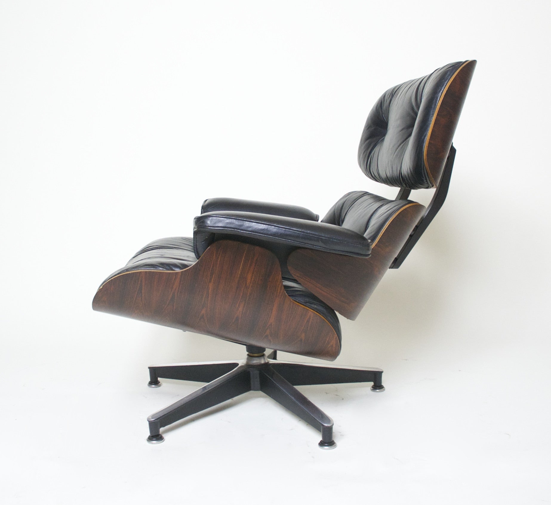 SOLD 1970's Herman Miller Eames Lounge Chair & Ottoman Rosewood 670 671