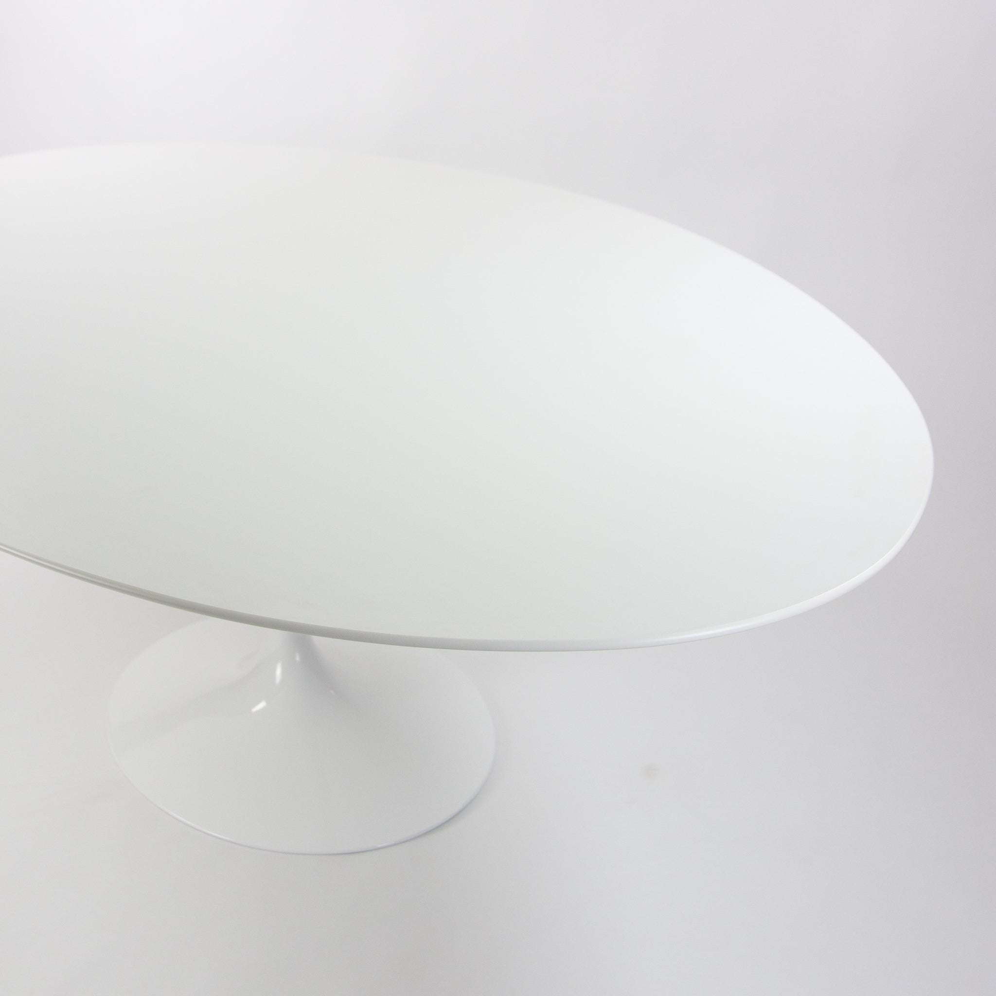 SOLD Eero Saarinen for Knoll 2019 96 inch White Laminate Oval Tulip Dining Table