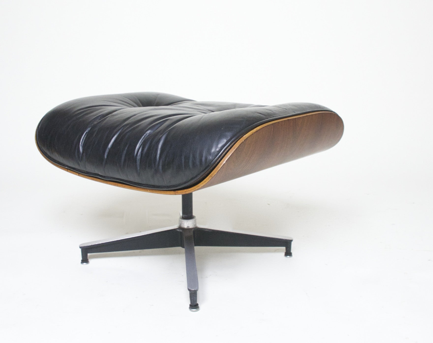 SOLD 1970's Herman Miller Eames Lounge Chair & Ottoman Rosewood 670 671