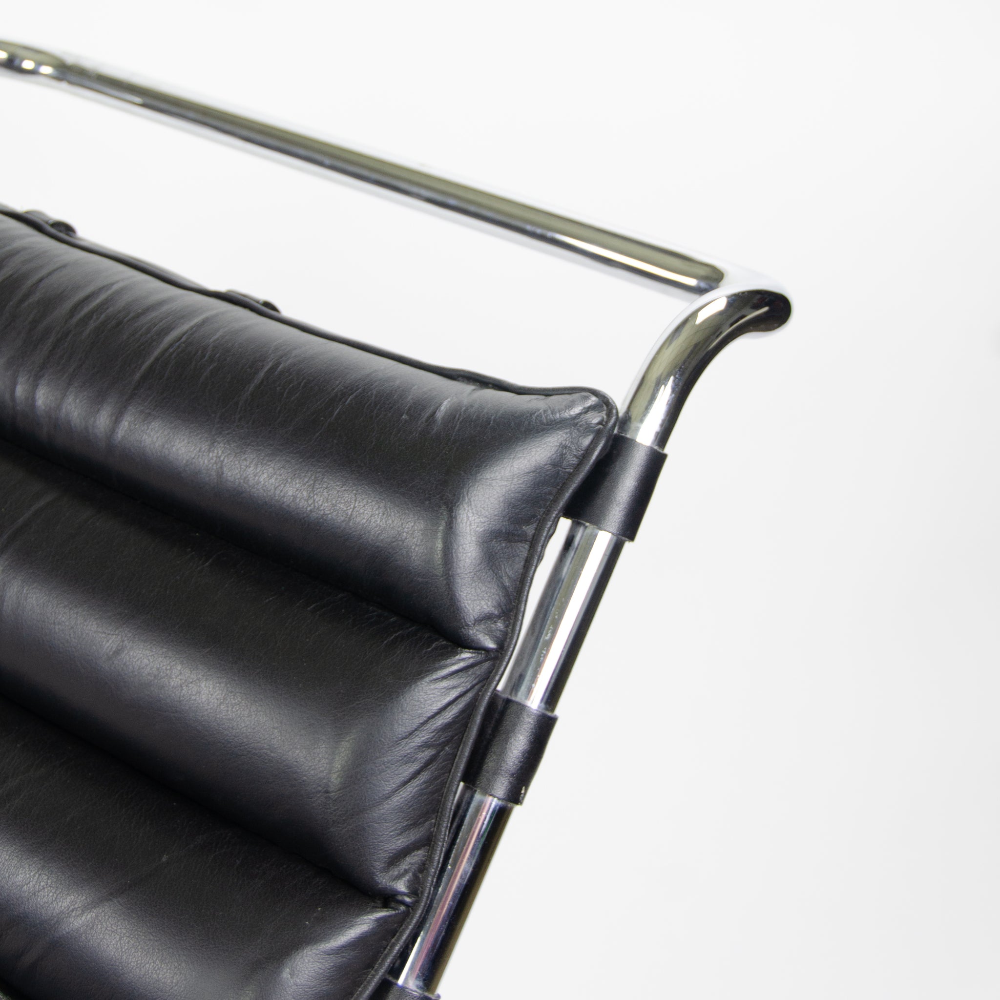 SOLD Knoll International Mies Van Der Rohe MR Chaise Adjustable Lounge Vintage Pair