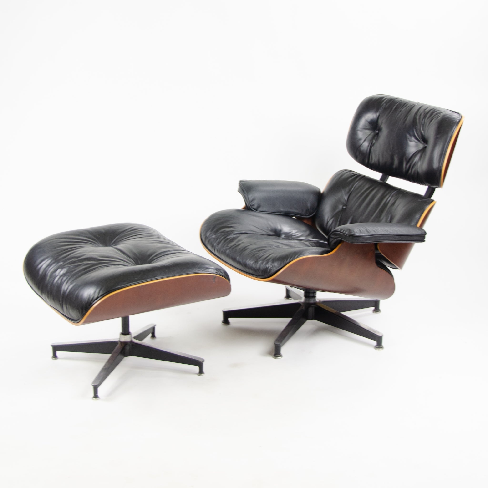 SOLD 2001 Herman Miller Eames Lounge Chair & Ottoman Cherry 670 671 Black Leather