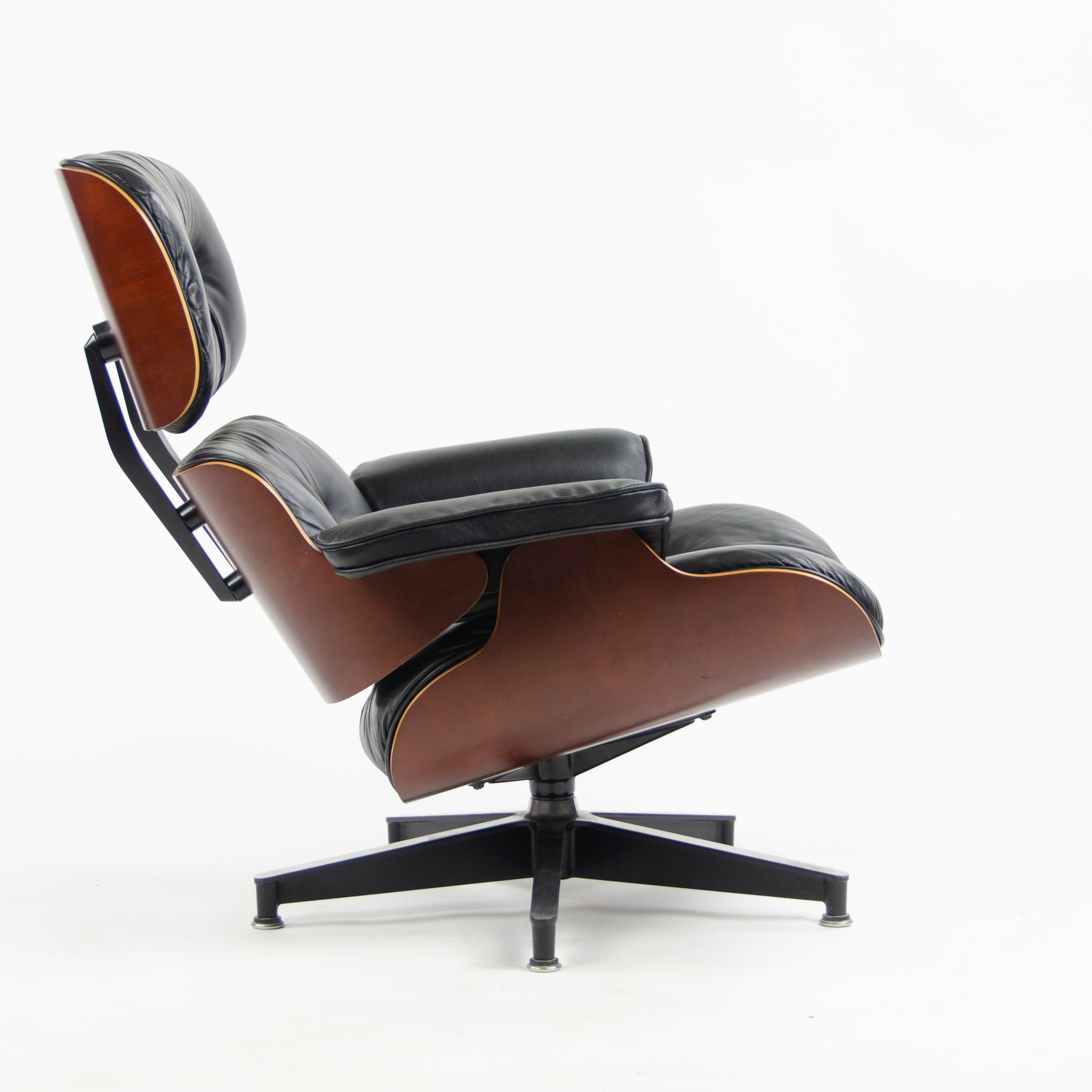 SOLD 2001 Herman Miller Eames Lounge Chair & Ottoman Cherry 670 671 Black Leather