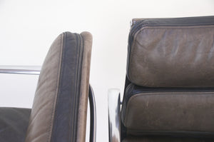 SOLD Dual-Tone Museum Quality Eames Herman Miller Soft Pad Aluminum Group Chair