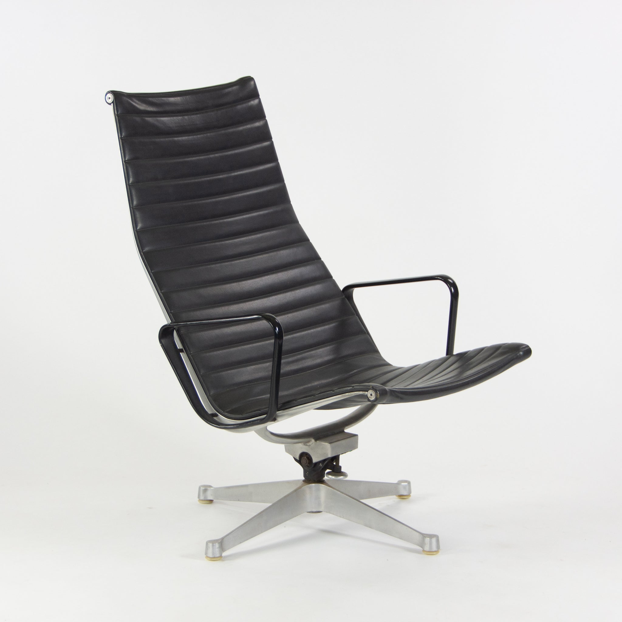 SOLD 1958 Patent Pending Eames Herman Miller Aluminum Group Lounge Chair Charcoal