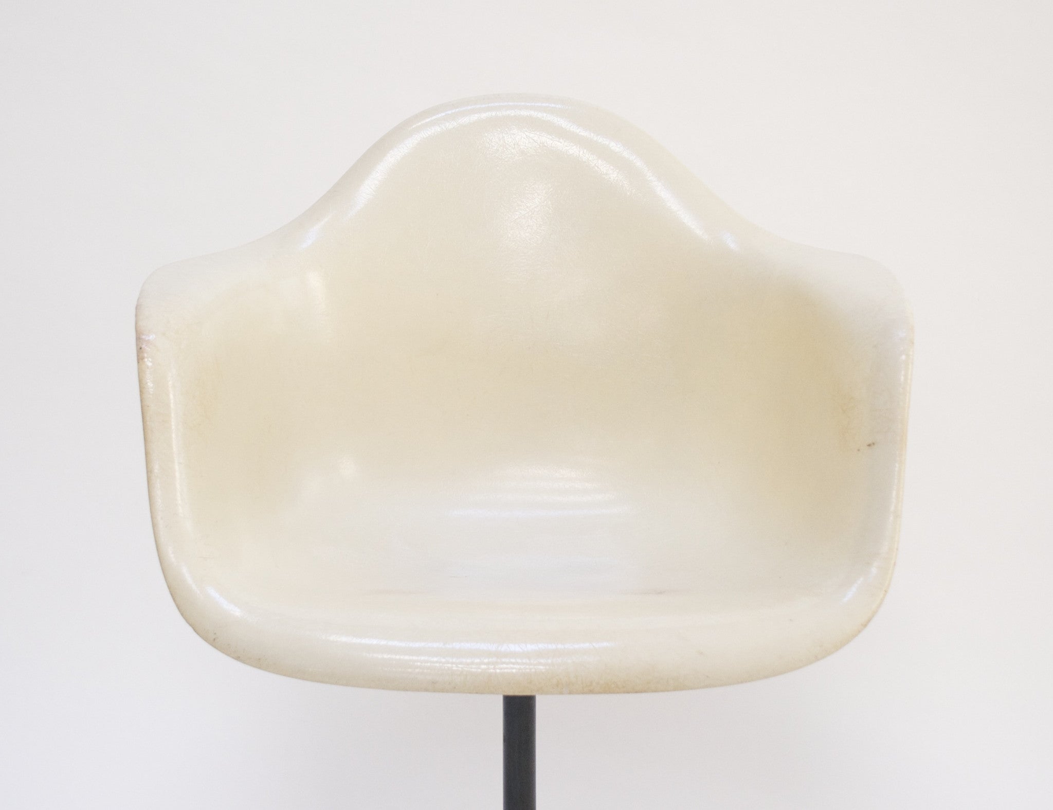 SOLD Eames Herman Miller Ivory Fiberglass Shell Chair Rare Base Arm Shell 1955 PSC