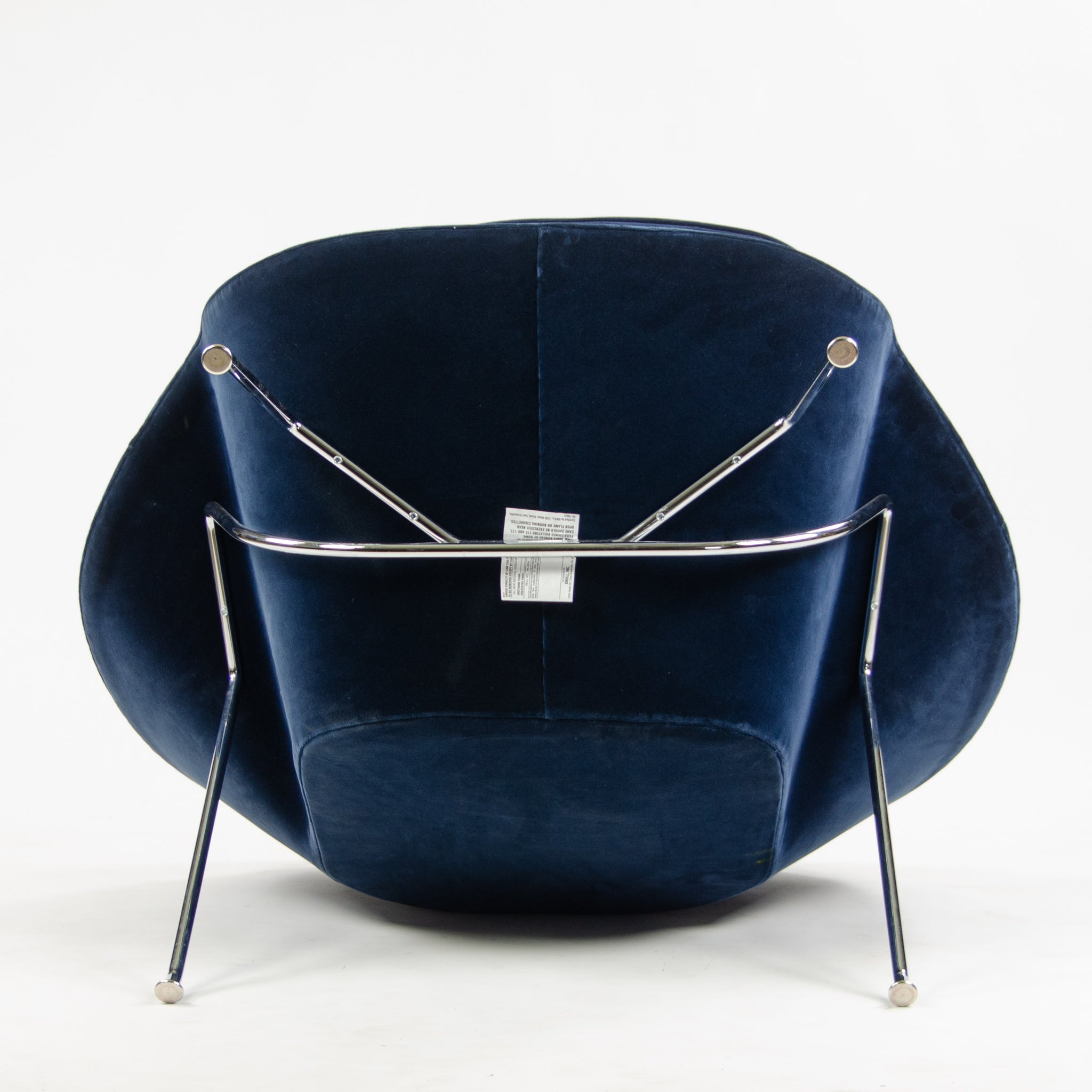 SOLD 2018 Eero Saarinen Womb Chair Knoll Studio Full-Size Dark Blue Mohair Velvet
