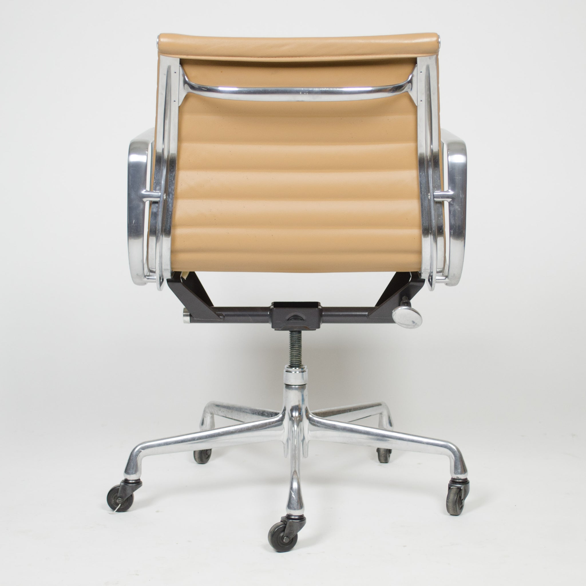 SOLD 2000's Tan Eames Herman Miller Low Aluminum Group Desk Chairs 9 Available