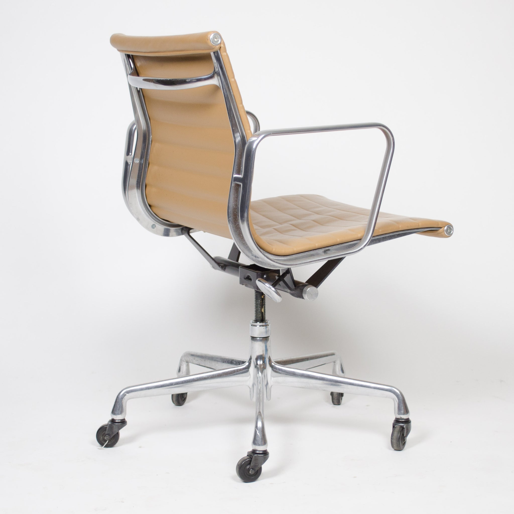 SOLD 2000's Tan Eames Herman Miller Low Aluminum Group Desk Chairs 9 Available