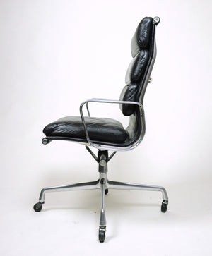 SOLD Museum Quality Eames Herman Miller Soft Pad High Back Aluminum Group Chair