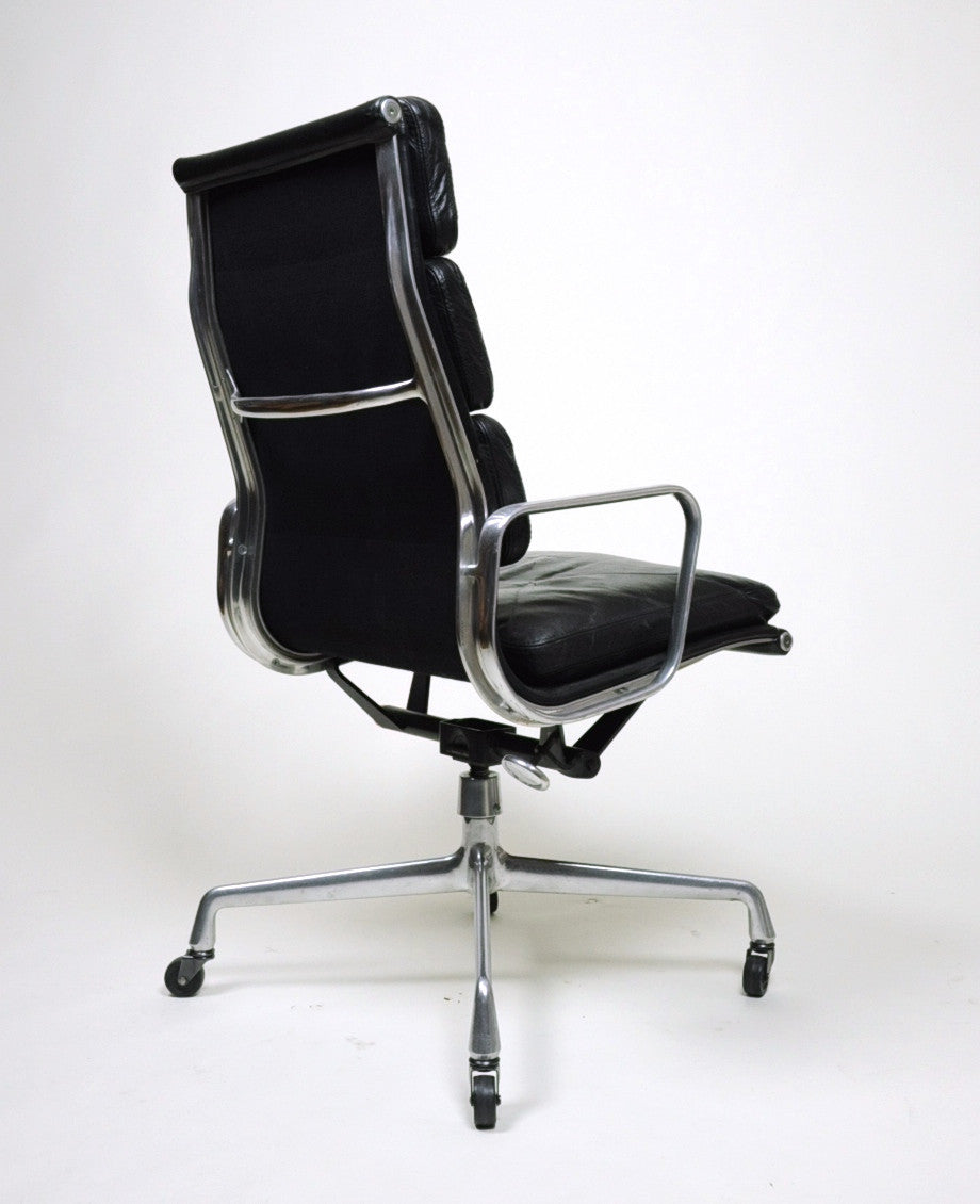 SOLD Museum Quality Eames Herman Miller Soft Pad High Back Aluminum Group Chair