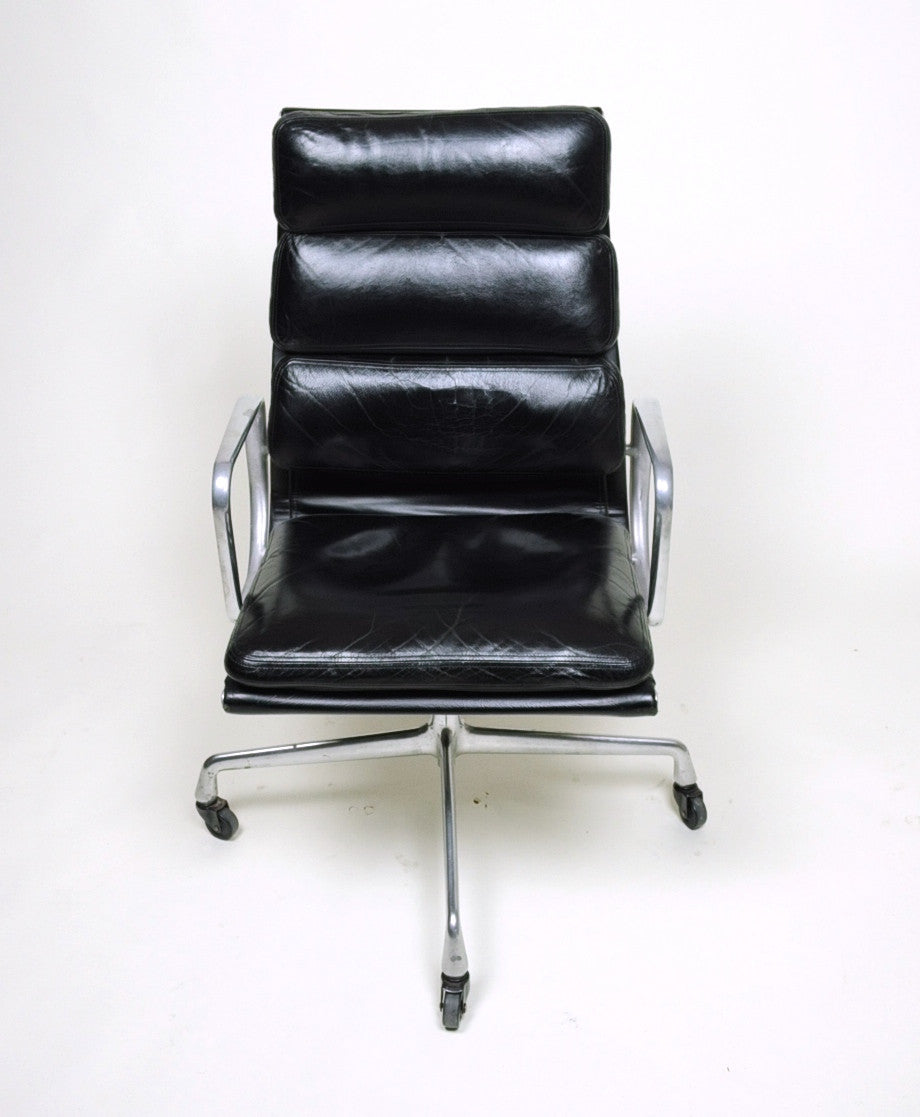 SOLD Museum Quality Eames Herman Miller Soft Pad High Back Aluminum Group Chair