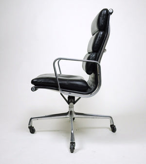 SOLD Museum Quality Eames Herman Miller Soft Pad High Back Aluminum Group Chair
