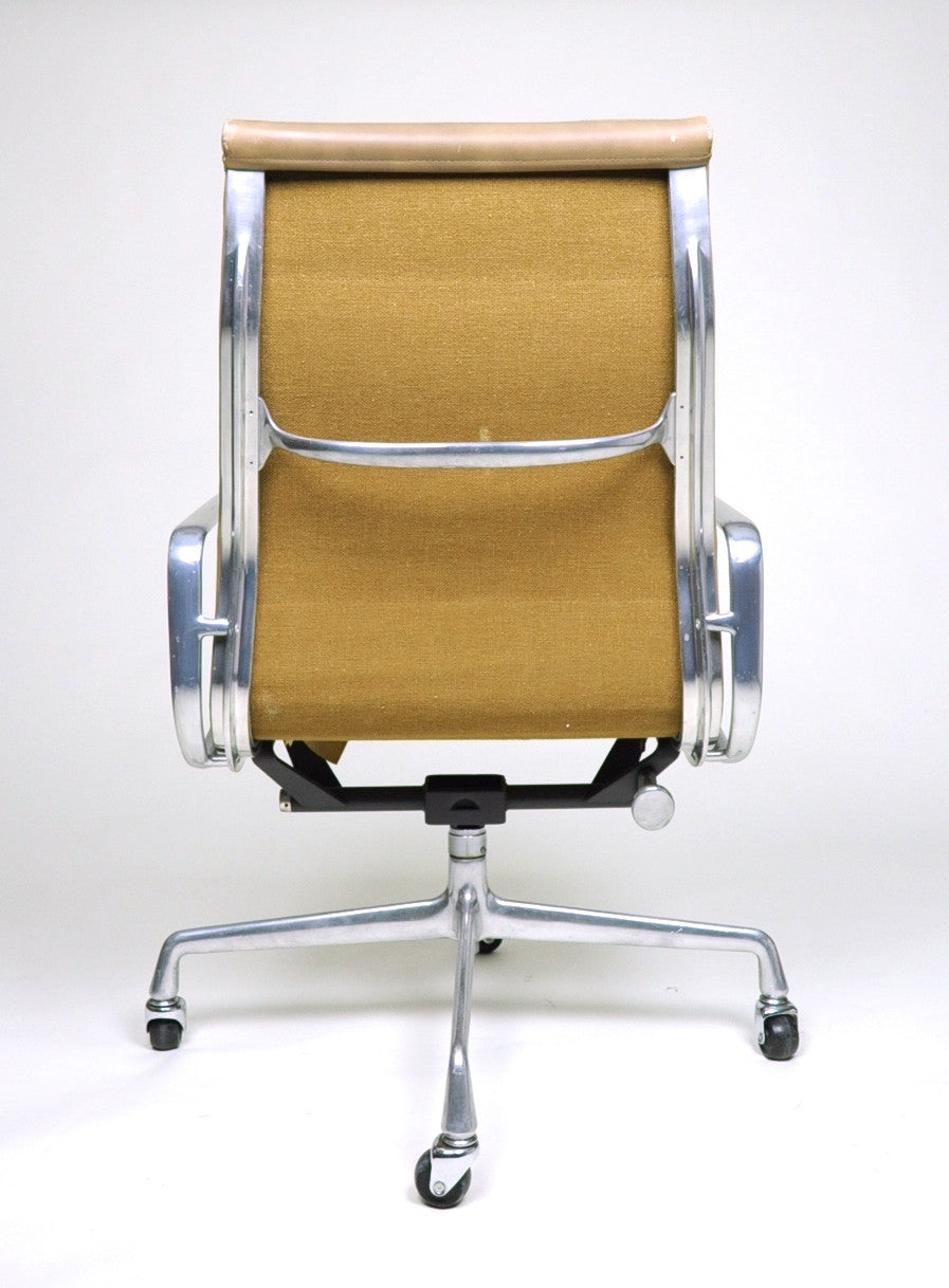 SOLD Eames Herman Miller Soft Pad High Back Aluminum Group Chairs Set Of Six
